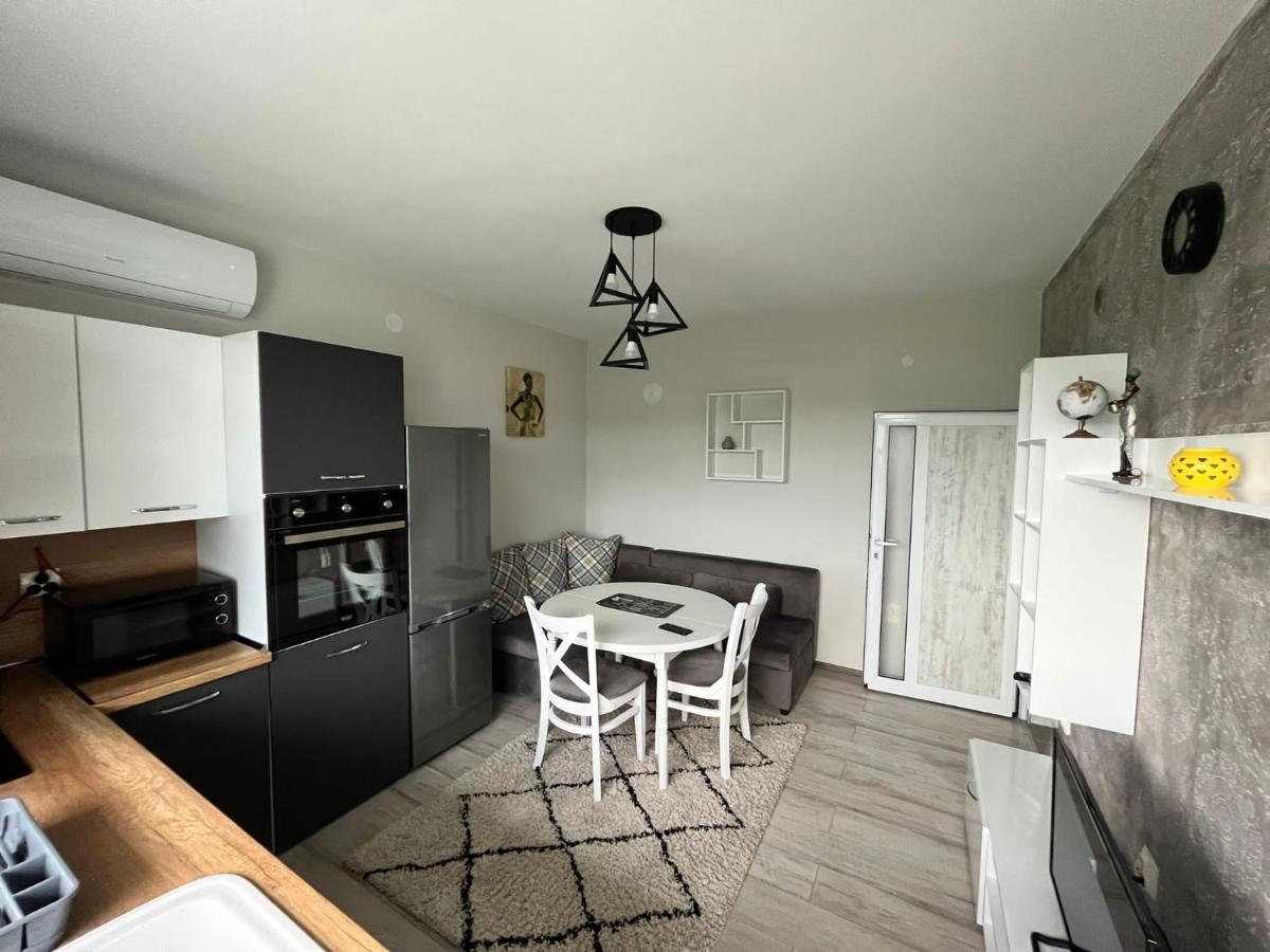 Apartment Enina Βελίκο Τίρνοβο Εξωτερικό φωτογραφία